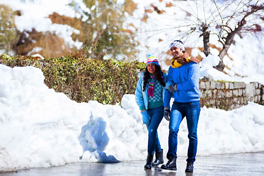 Kashmir Tour Packages For Couple